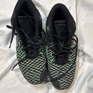 Nike Kids Black and Green Sneakers